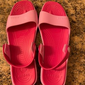 Crocs Sandals Women’s size 8 … EUC